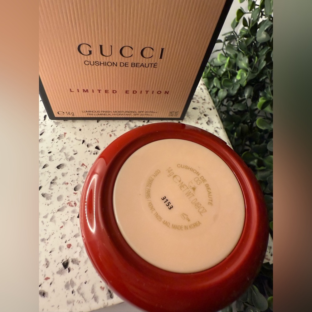NEW LIMITED EDITION Gucci Cushion de Beauté shade 03 - Picture 5 of 5